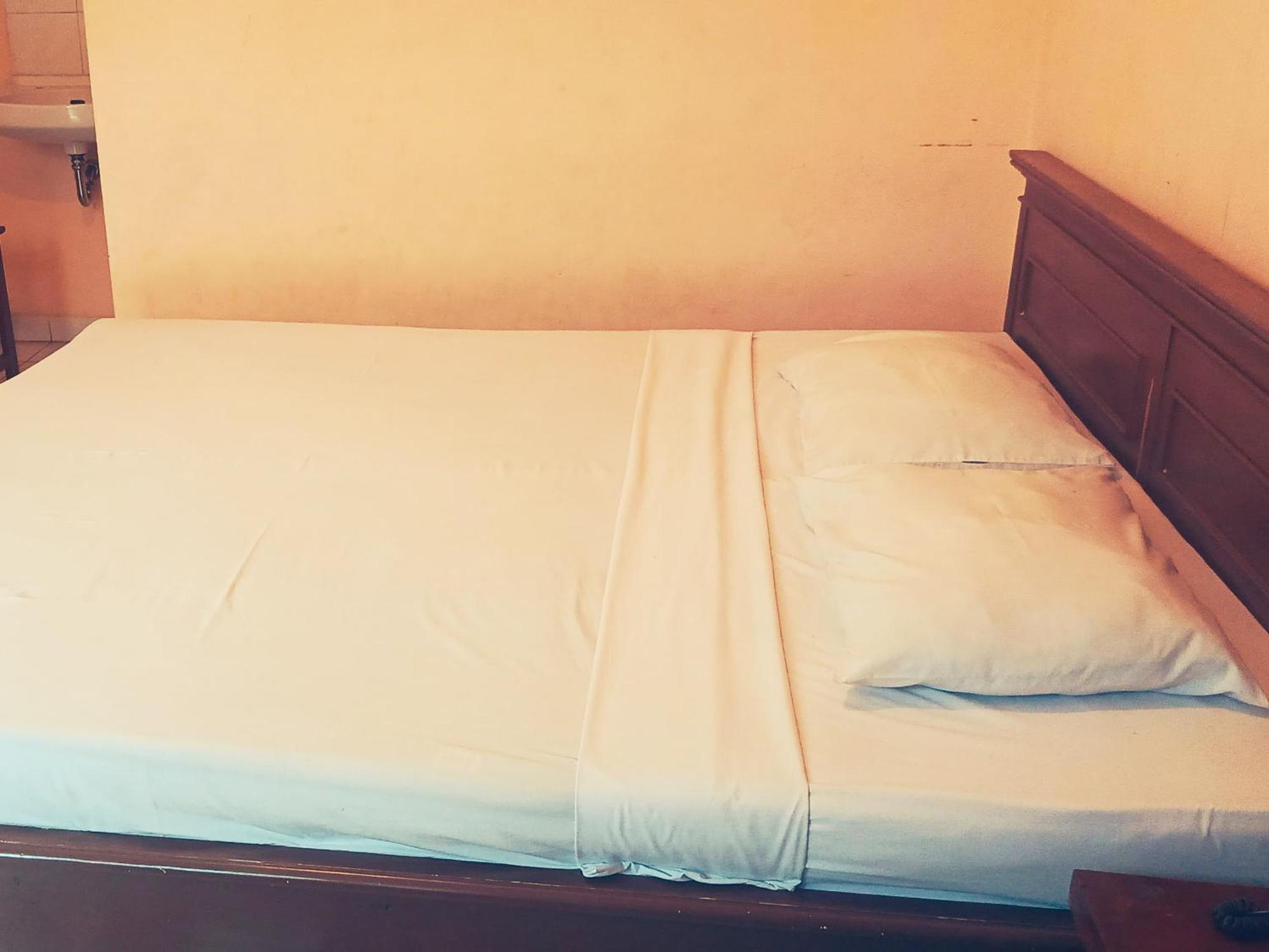 Hotel Wijaya 푸르워케르토 외부 사진