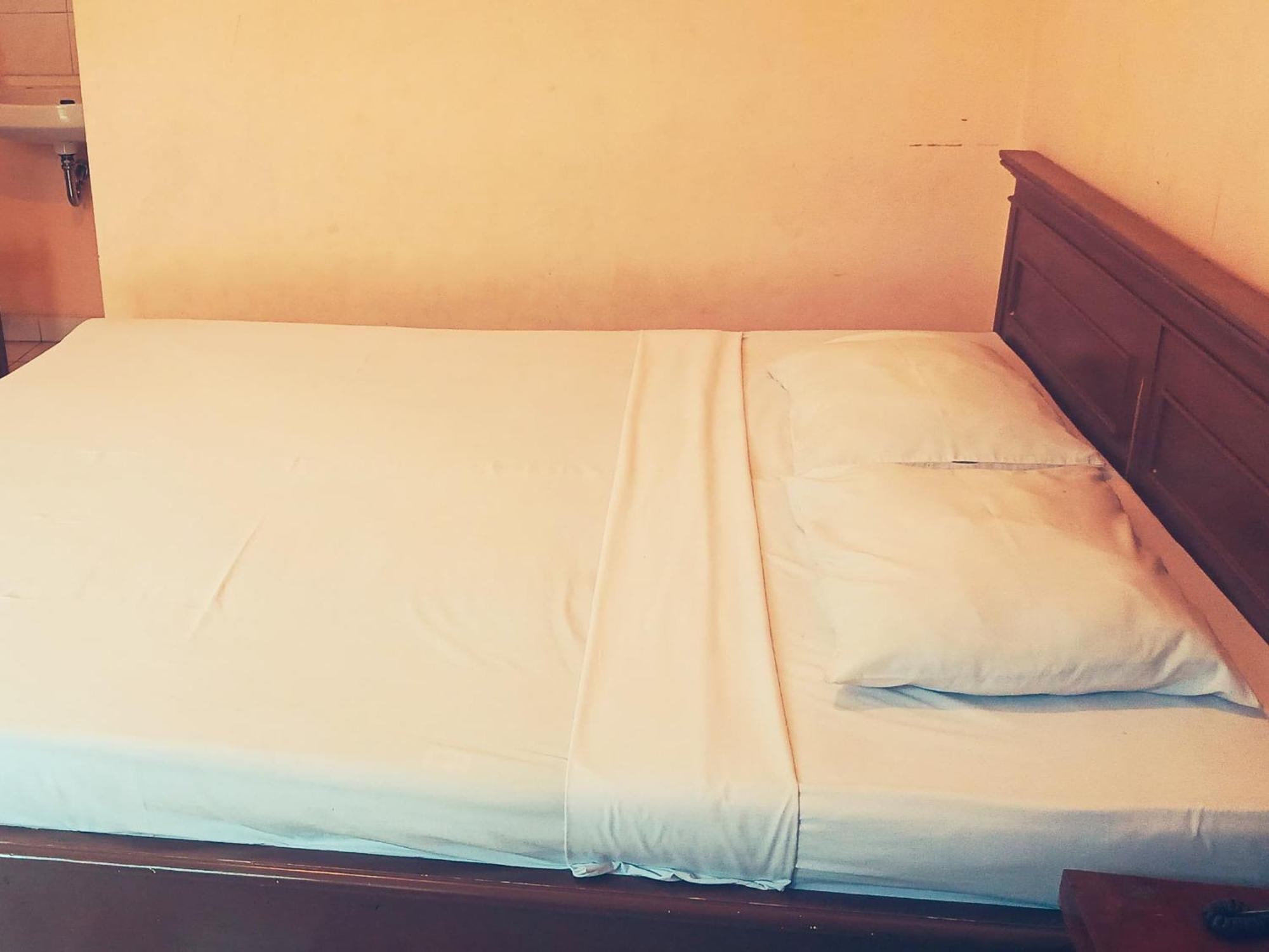Hotel Wijaya 푸르워케르토 외부 사진